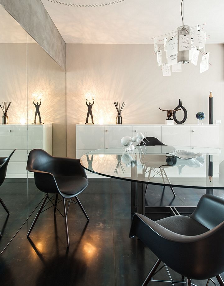Sala da pranzo con dettagli d'arredo di design