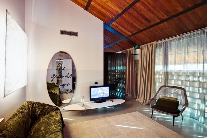 Soggiorno suits Il tesoro Living Resort