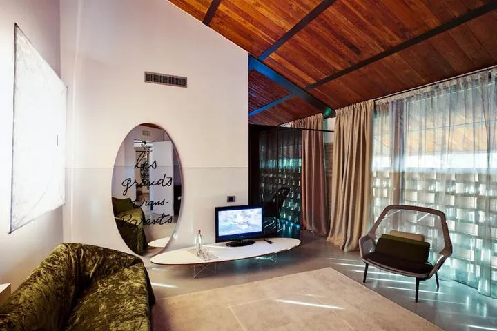 Soggiorno suits Il tesoro Living Resort
